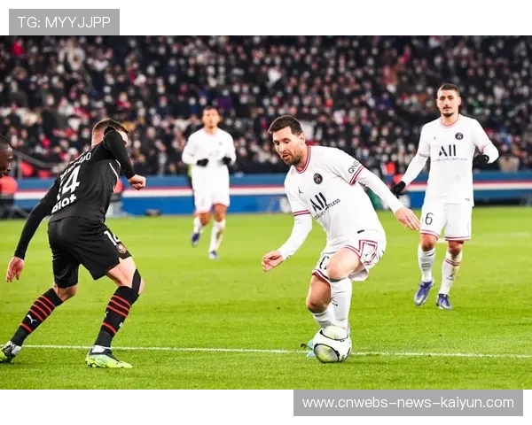 巴黎高位逼抢成功，梅西直塞队友推射得分